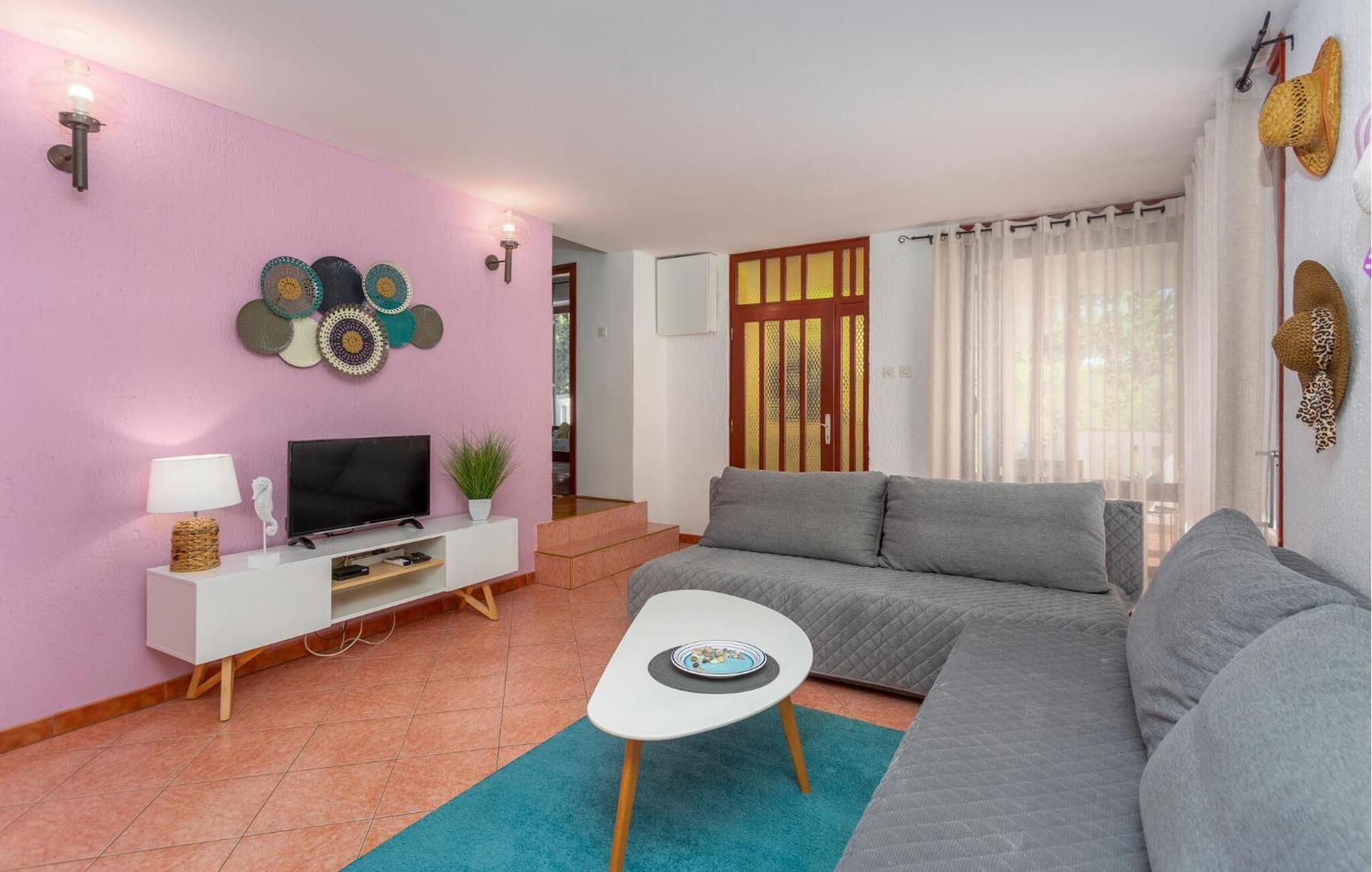 3 Bedroom Stunning Apartment In Krk Krk Town Dış mekan fotoğraf